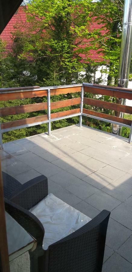 Guesthouse Marton Jezerce Exterior foto